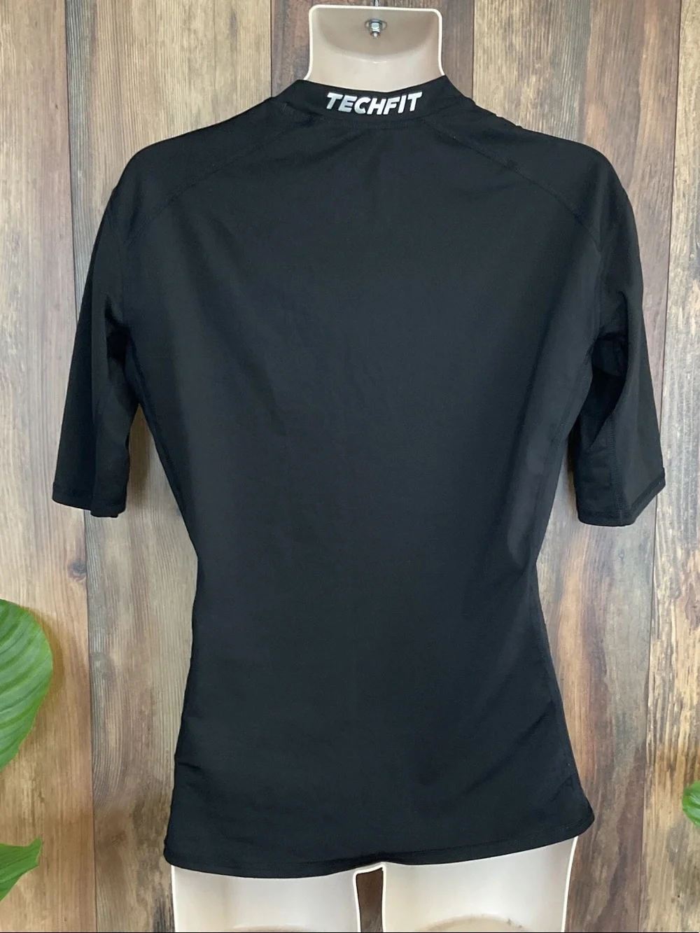 adidas Black Climalite Athletic Fitted TechnFit Biker Tee  L       131B